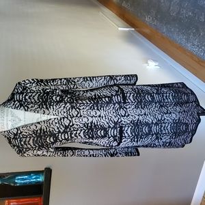 Chicos Size 1 (Med/8) Black/Silver Cardigan